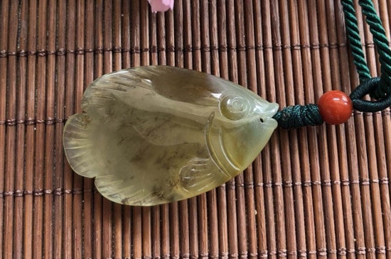 经常佩戴岫岩玉的功效与作用