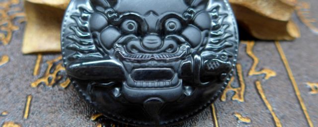 黑曜石中最好的是哪种(黑曜石的几种那种最好)