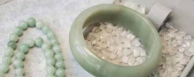 余太翠玉石(余太玉和余太翠有什么区别)
