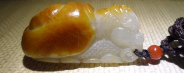 和田玉籽料特征介绍(和田玉籽料的特点)