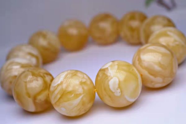 蜜蜡妖花什么意思