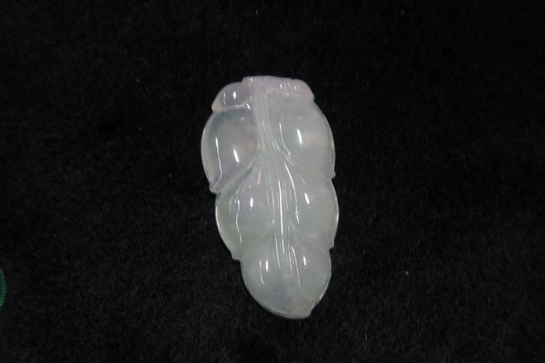 翡翠是糯种好还是冰种好