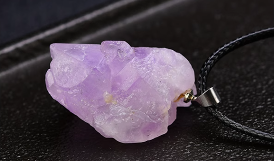 紫水晶是什么材质做的？紫水晶是什么档次的宝石？