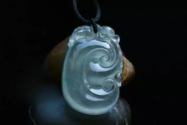 危地马拉翡翠有收藏价值吗 危地马拉翡翠值钱吗?