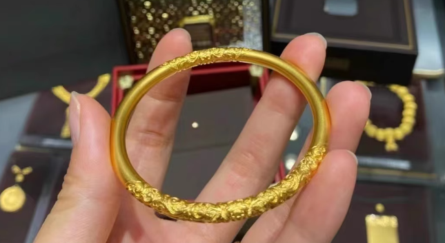 怎样挑选黄金手镯