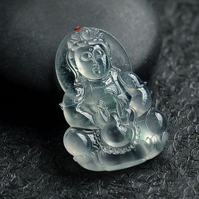 翡翠饰品佩戴都有哪些讲究，翡翠观音的佩戴有哪些需要注意的？-第3张-翡翠-玉仓库