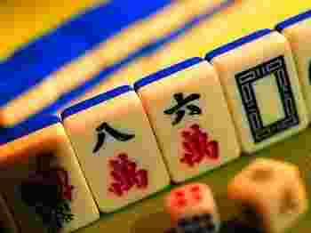 打麻将风水的注意事项_打麻将适合戴什么首饰