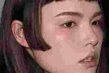 垂珠朝口是什么样子_女人耳珠朝口面相